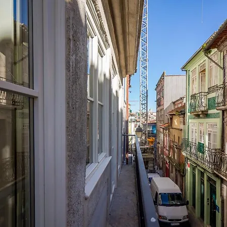 Youropo - The Tower * Porto