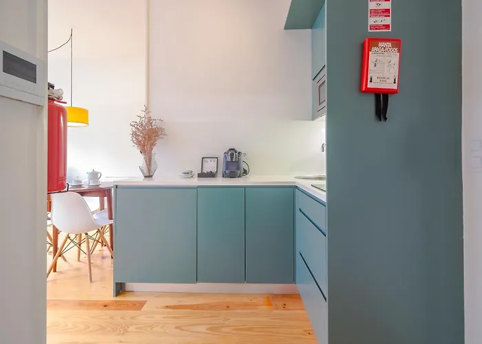 Youropo - The Tower Apartment *