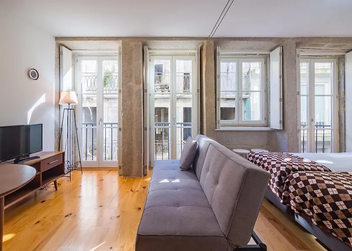 Youropo - The Tower Apartment