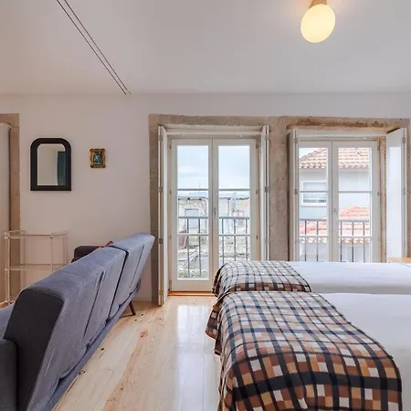 דירה Youropo - The Tower