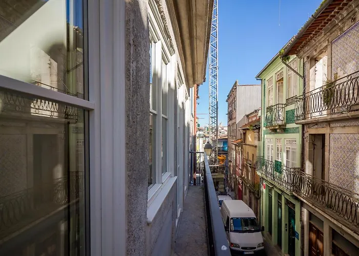 Youropo - The Tower * Porto