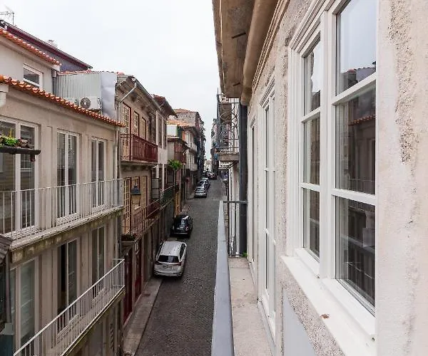 Youropo - The Tower Porto