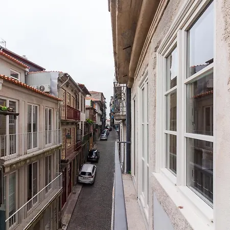 Youropo - The Tower Appartement Oporto