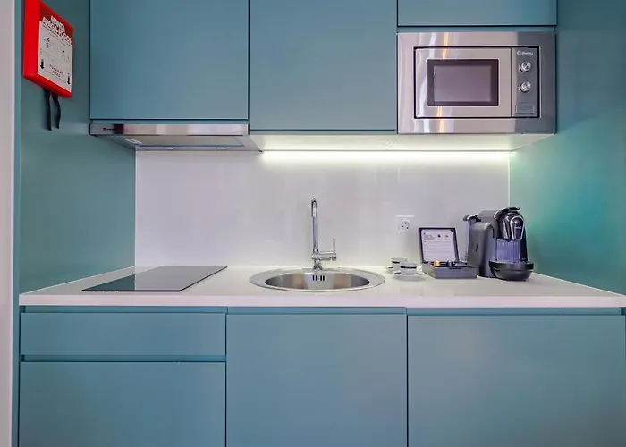 Youropo - The Tower Oporto