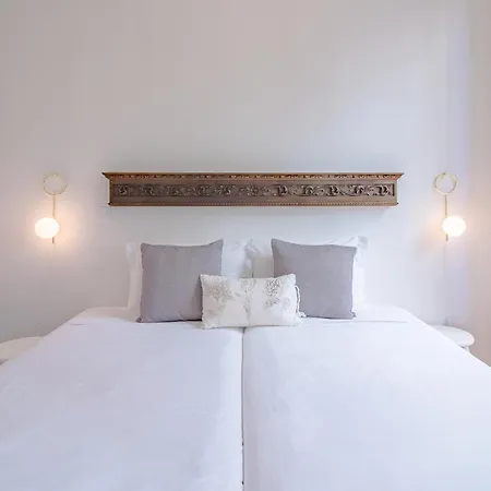 아파트 Youropo - The Tower